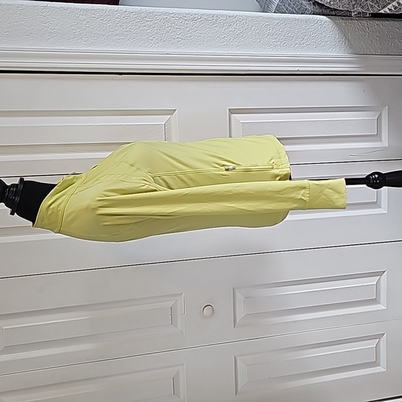 Gap Body Jacket EUC Size Small - Picture 4 of 7